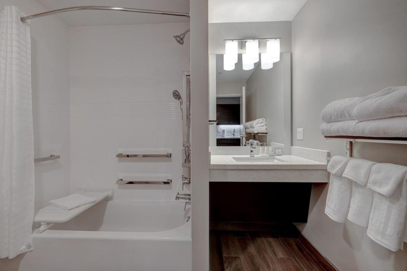 Courtyard St. Louis Brentwood Hotell Richmond Heights Eksteriør bilde