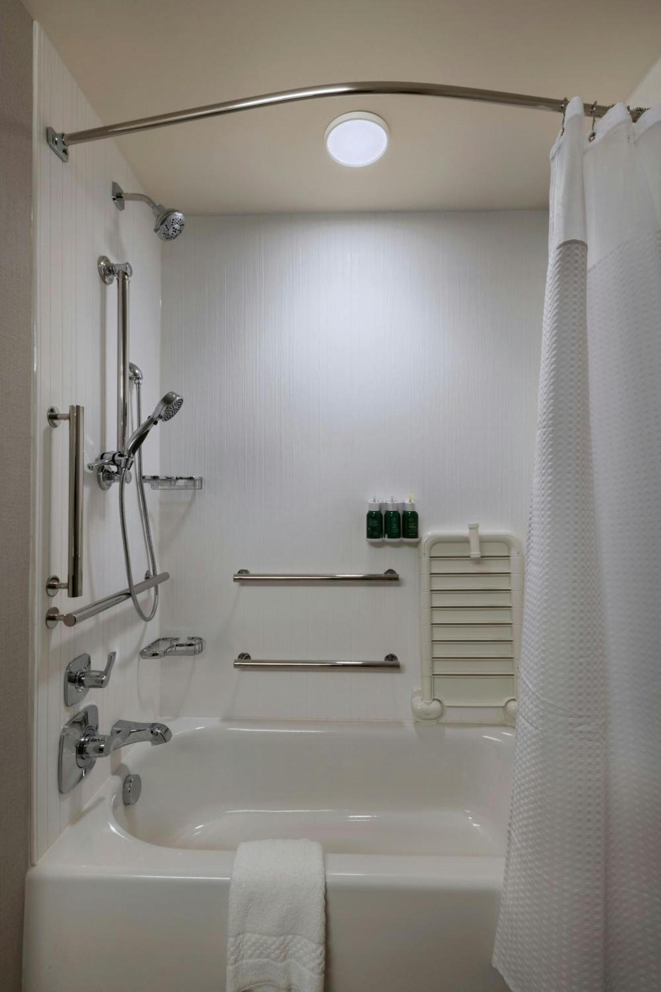 Courtyard St. Louis Brentwood Hotell Richmond Heights Eksteriør bilde