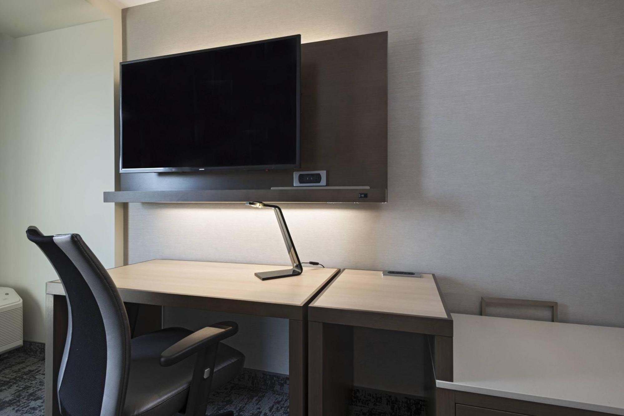 Courtyard St. Louis Brentwood Hotell Richmond Heights Eksteriør bilde